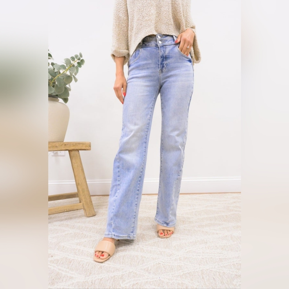 Risen, Double Agent High Rise Straight Leg Light Wash Jean, NWT 14W-16W - Picture 7 of 9